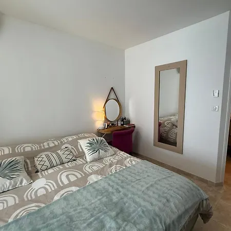 Belle A 5 Min De Valbonne Avec Jardin Piscine Et Jacuzzi 빌라 빌뇌브루베